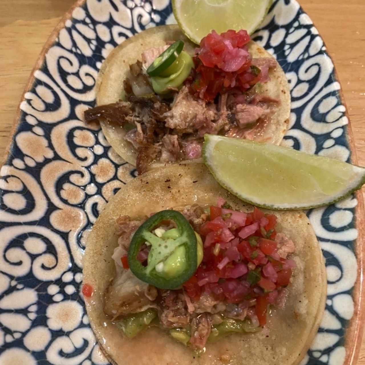 tacos carnitas