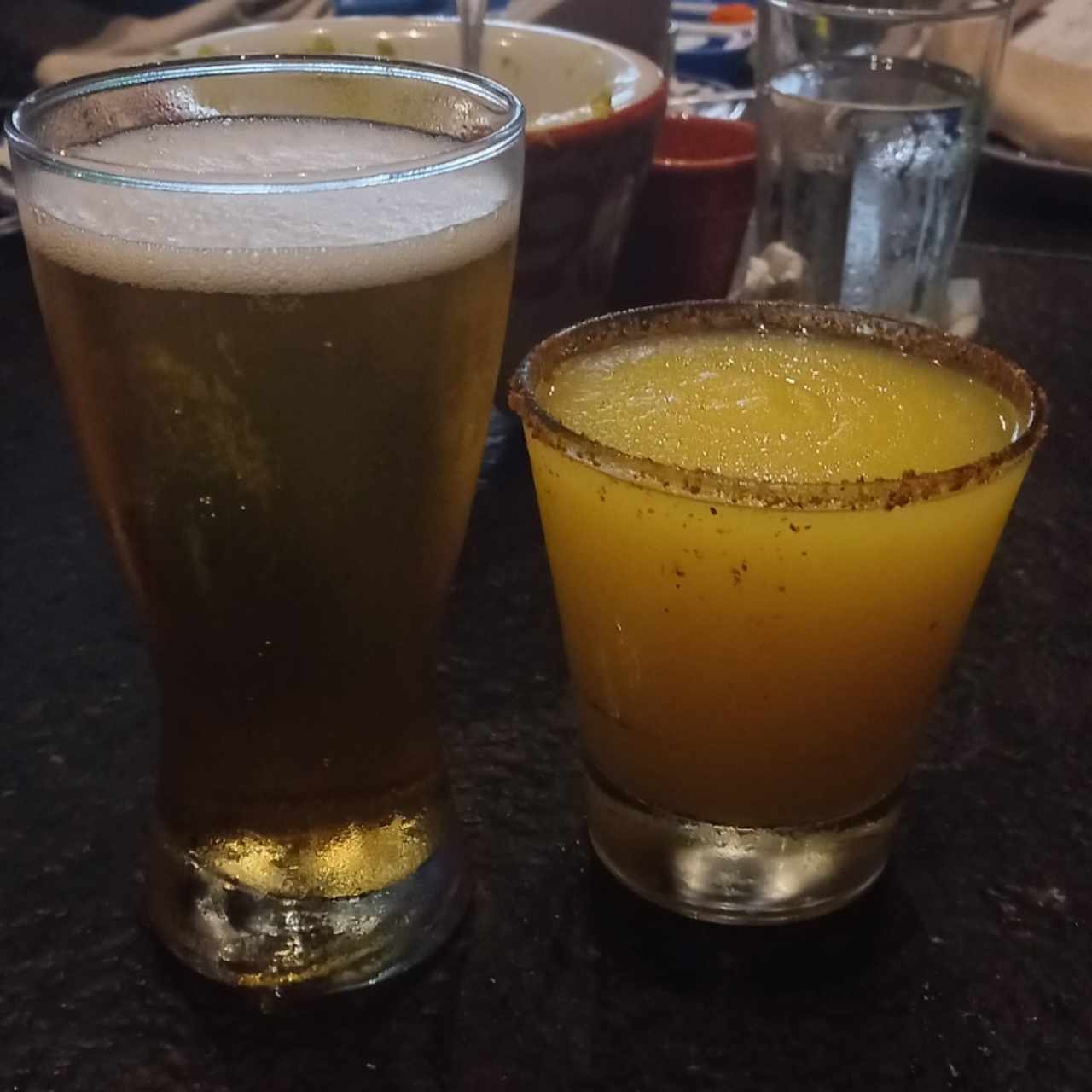 Margarita y cerveza 