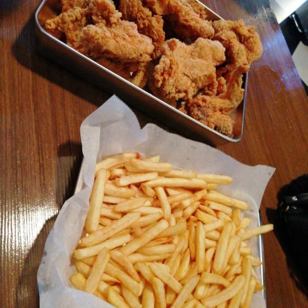 fried chicken/pollo frito