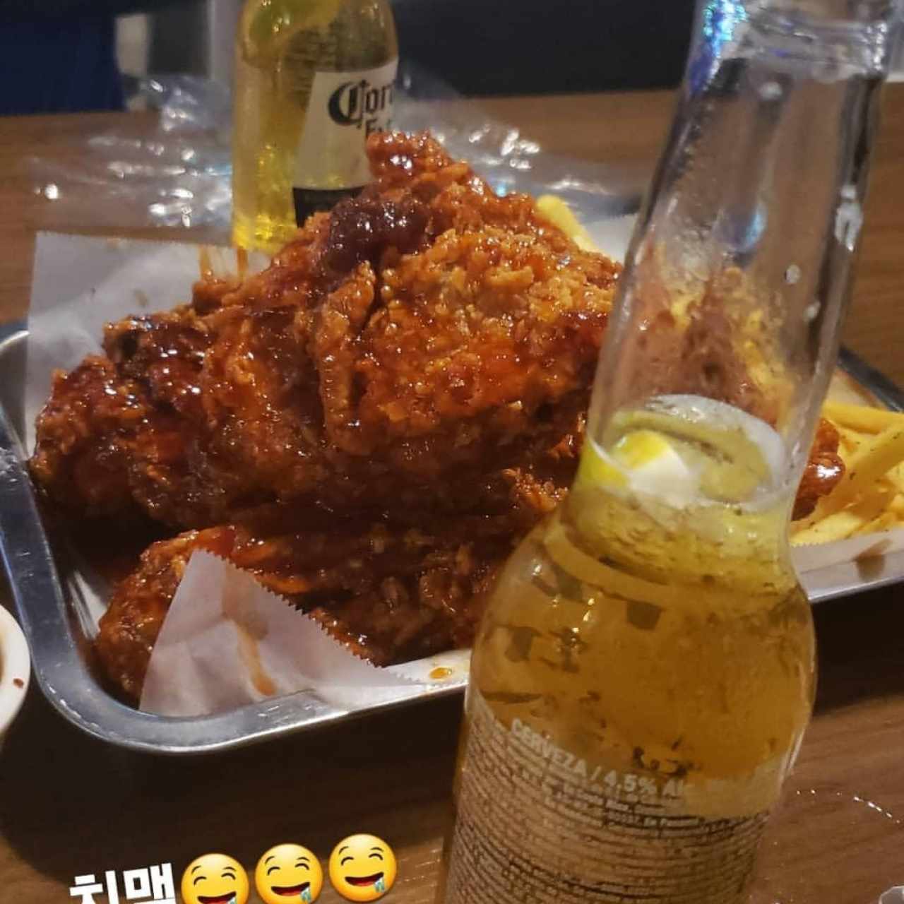 Pollo y cerveza al mejor estilo coreano ♡