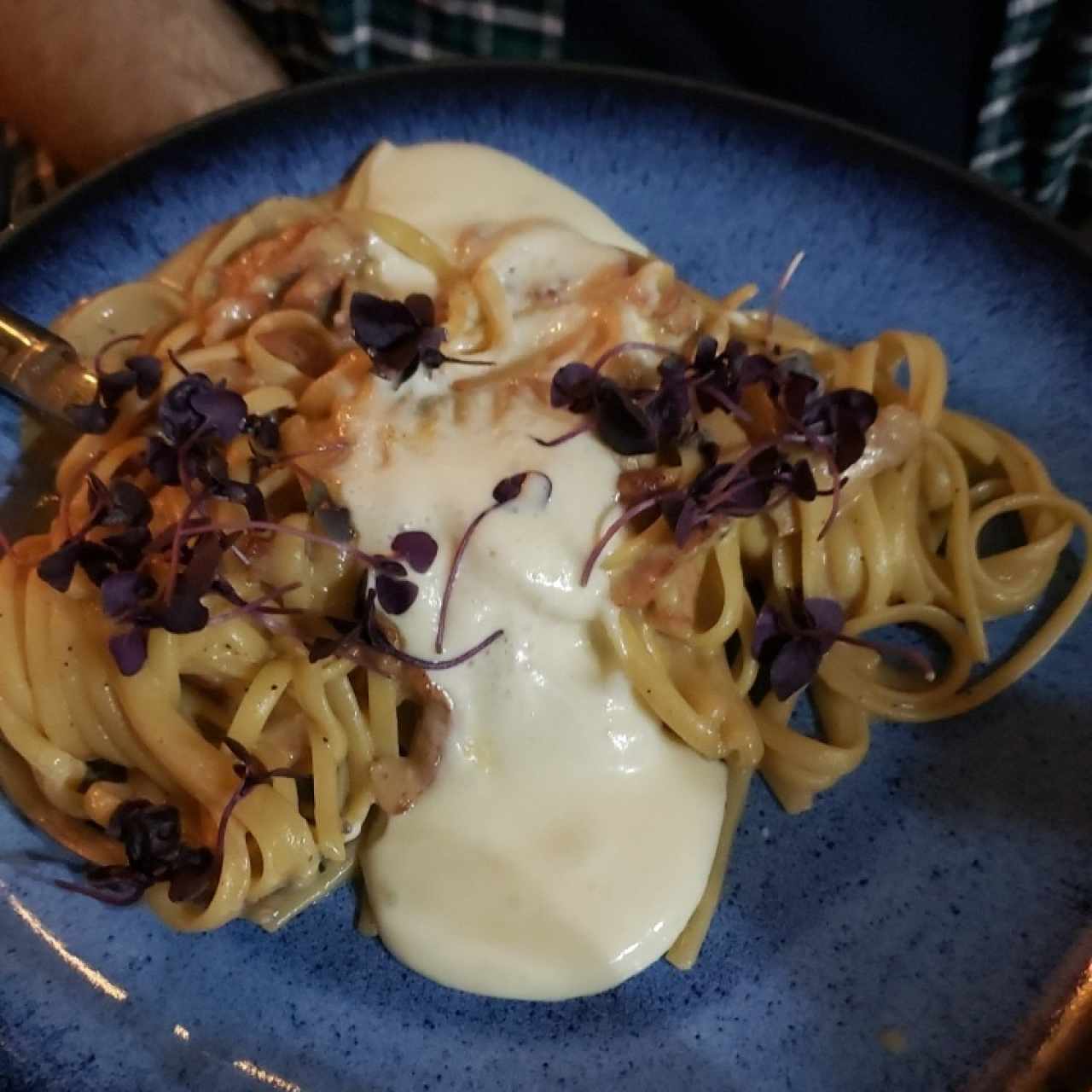 Pastas - Linguini Carbonara Madre