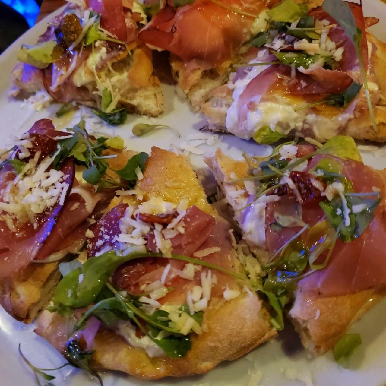 Pizzas Scrocchiarella - Stracciatella e Mortadela