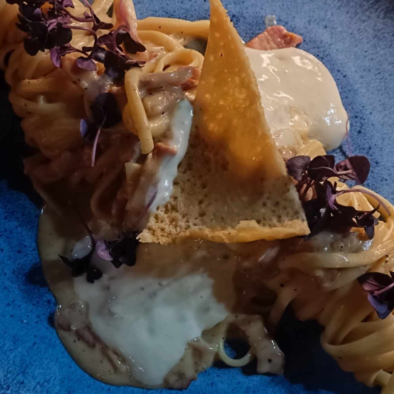 Pastas - Linguini Carbonara Madre