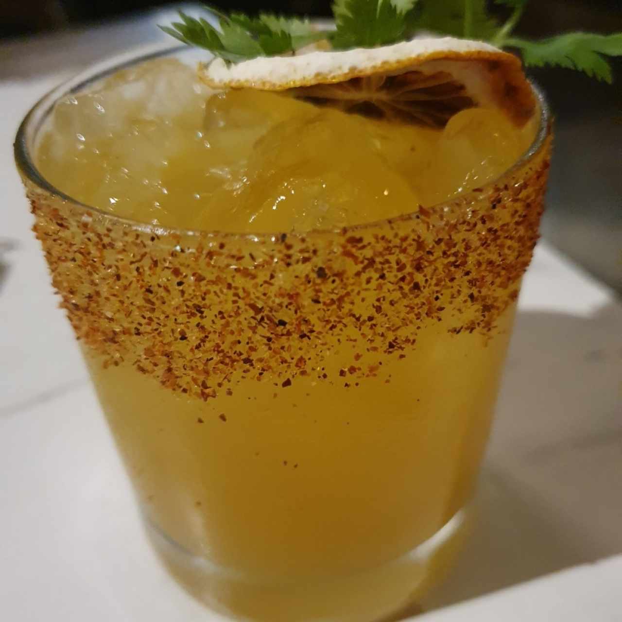 coctel con tequila y maracuya