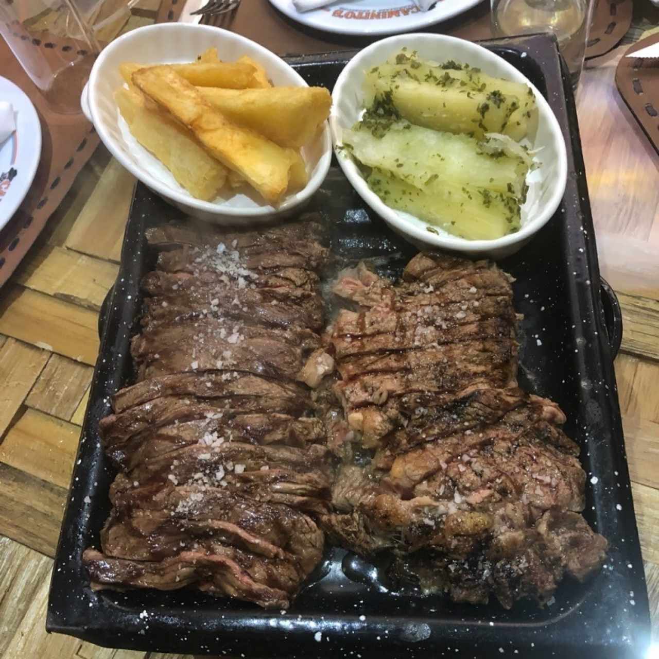 Entraña 12 oz. Certified Angus Beef y Ribeye