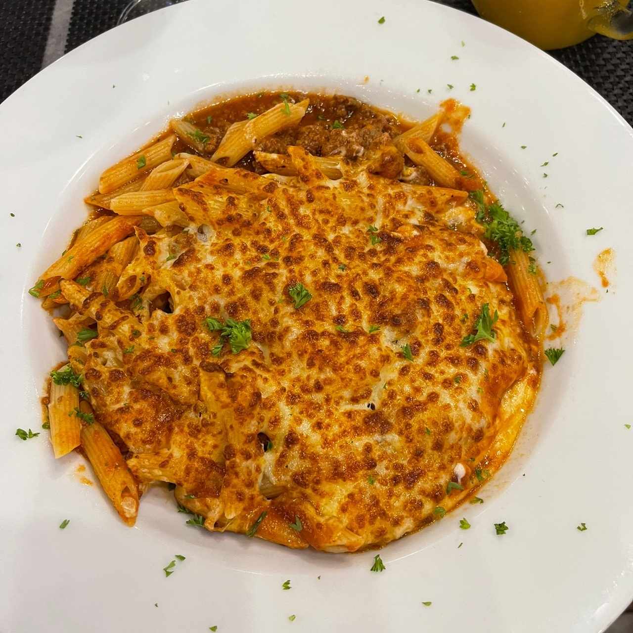 Penne a la Bolognesa Gratinado