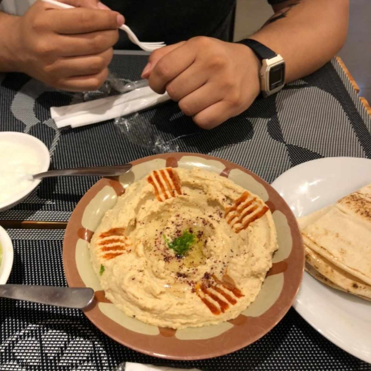 Porciones - Hummus