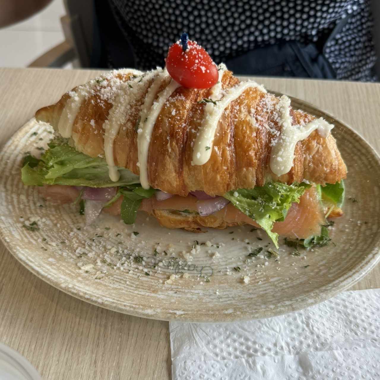 Croissant de salmón