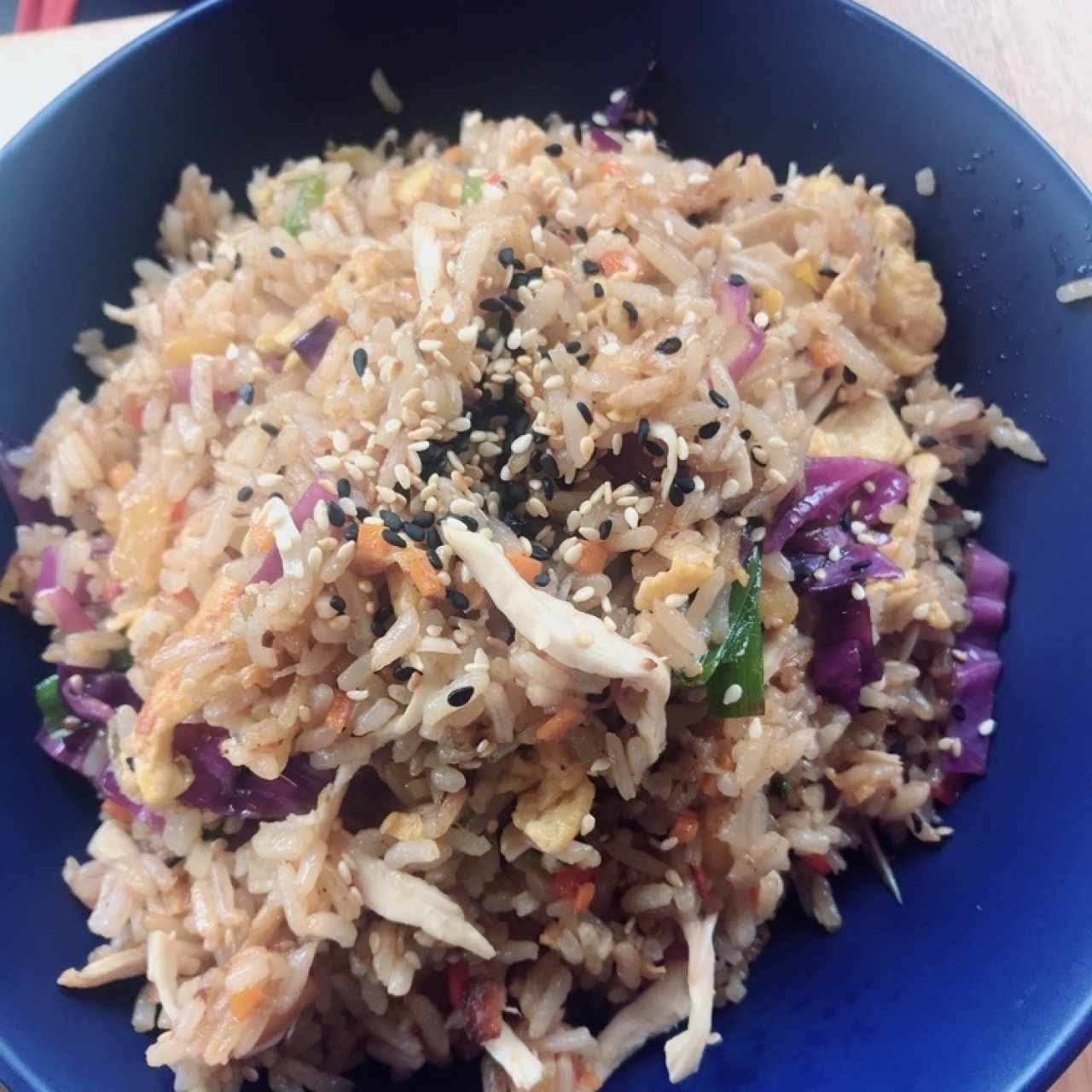 arroz thai con piña y pollo (opción menú del día)