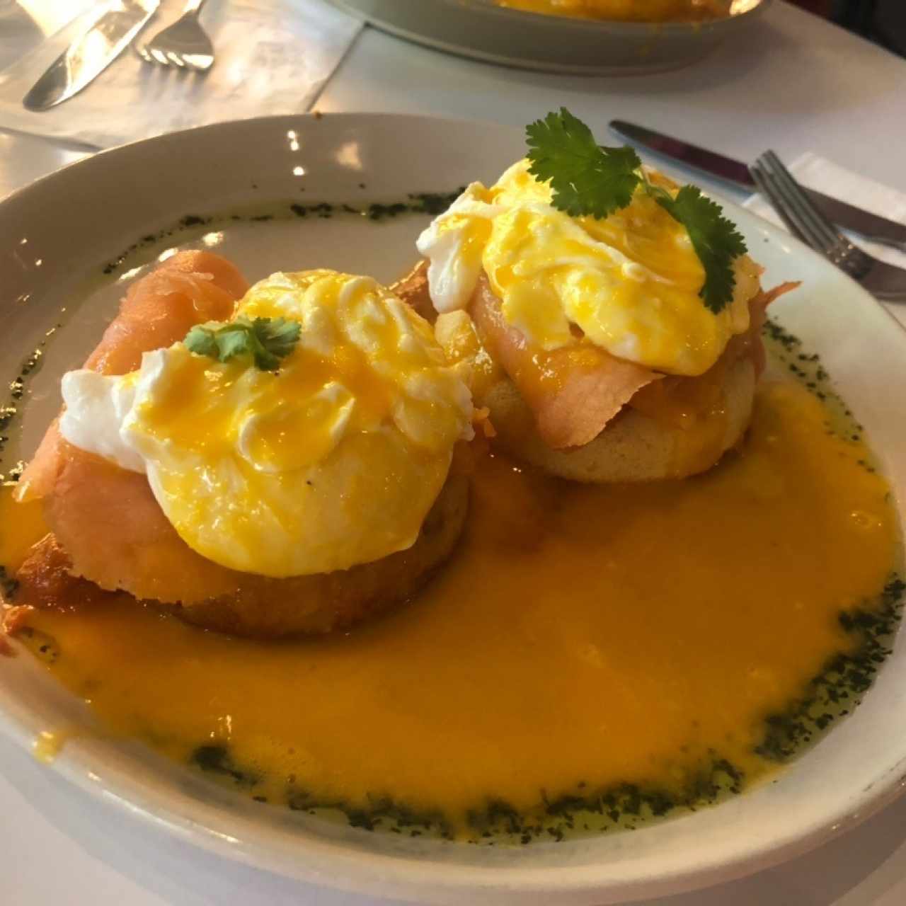 benedict goes keto with salmon