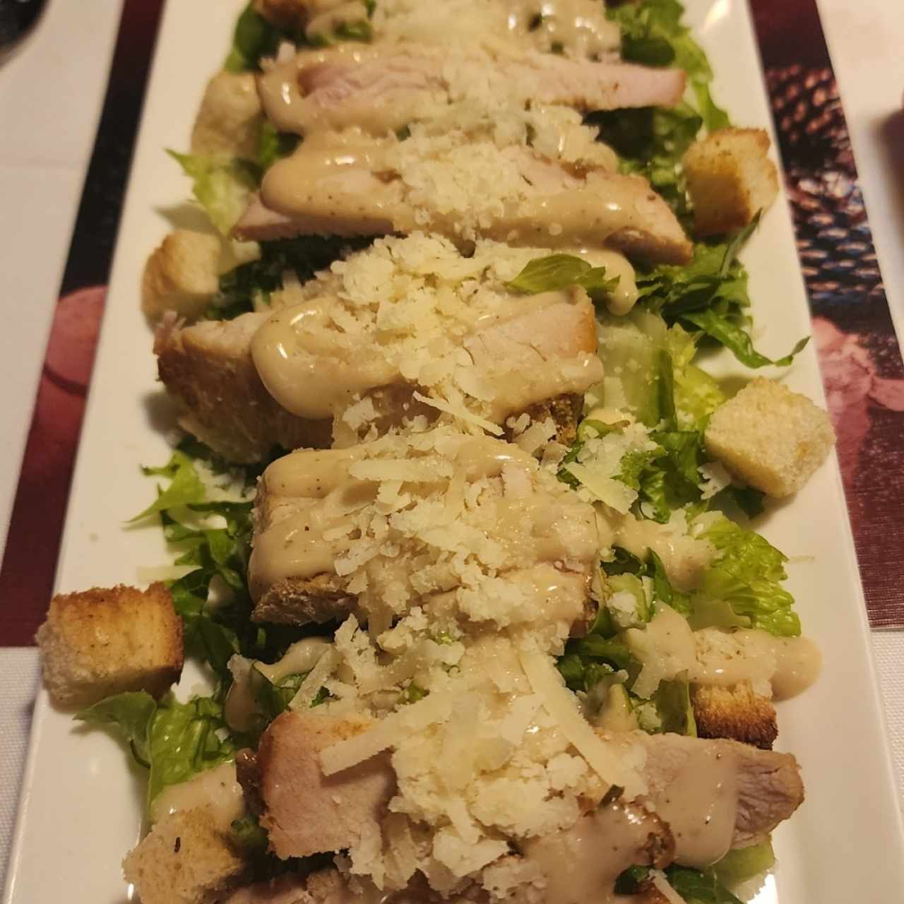 ensalada caesar con pavo.