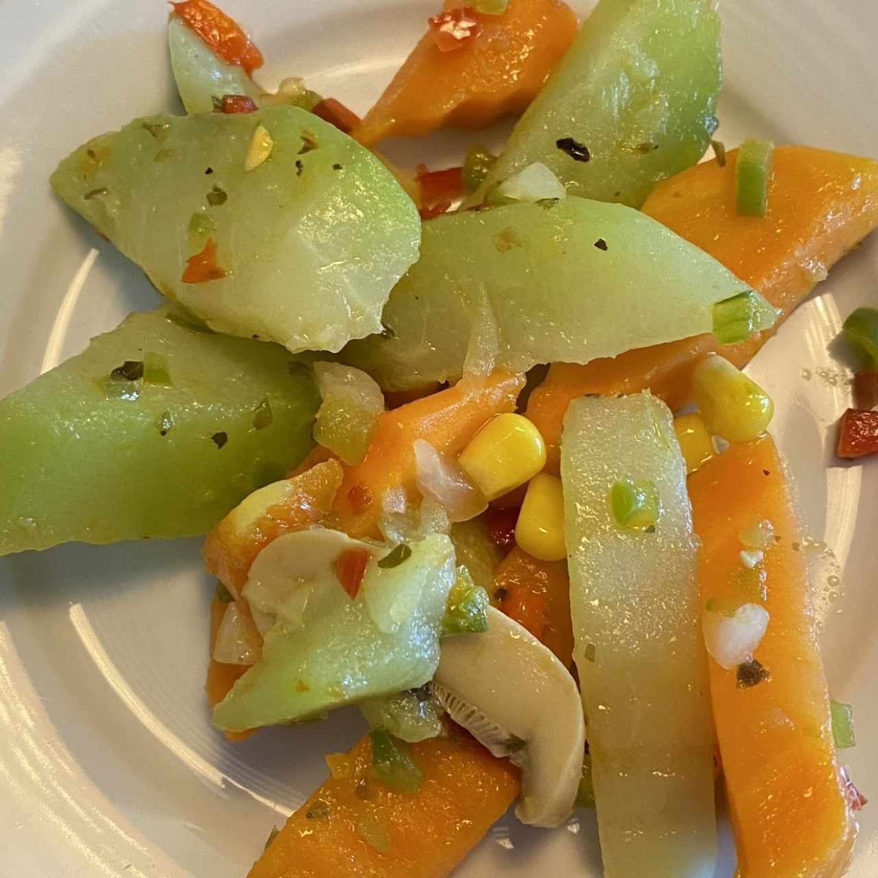 Ensalada de chayote con zanahorias 