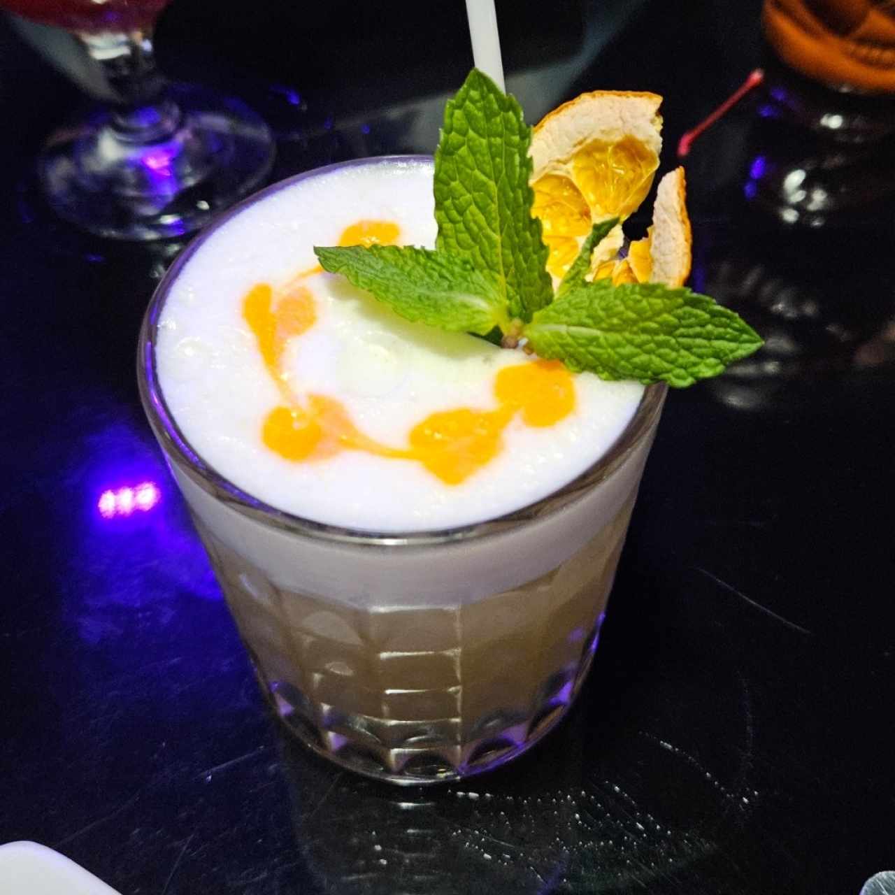 amaretto sour