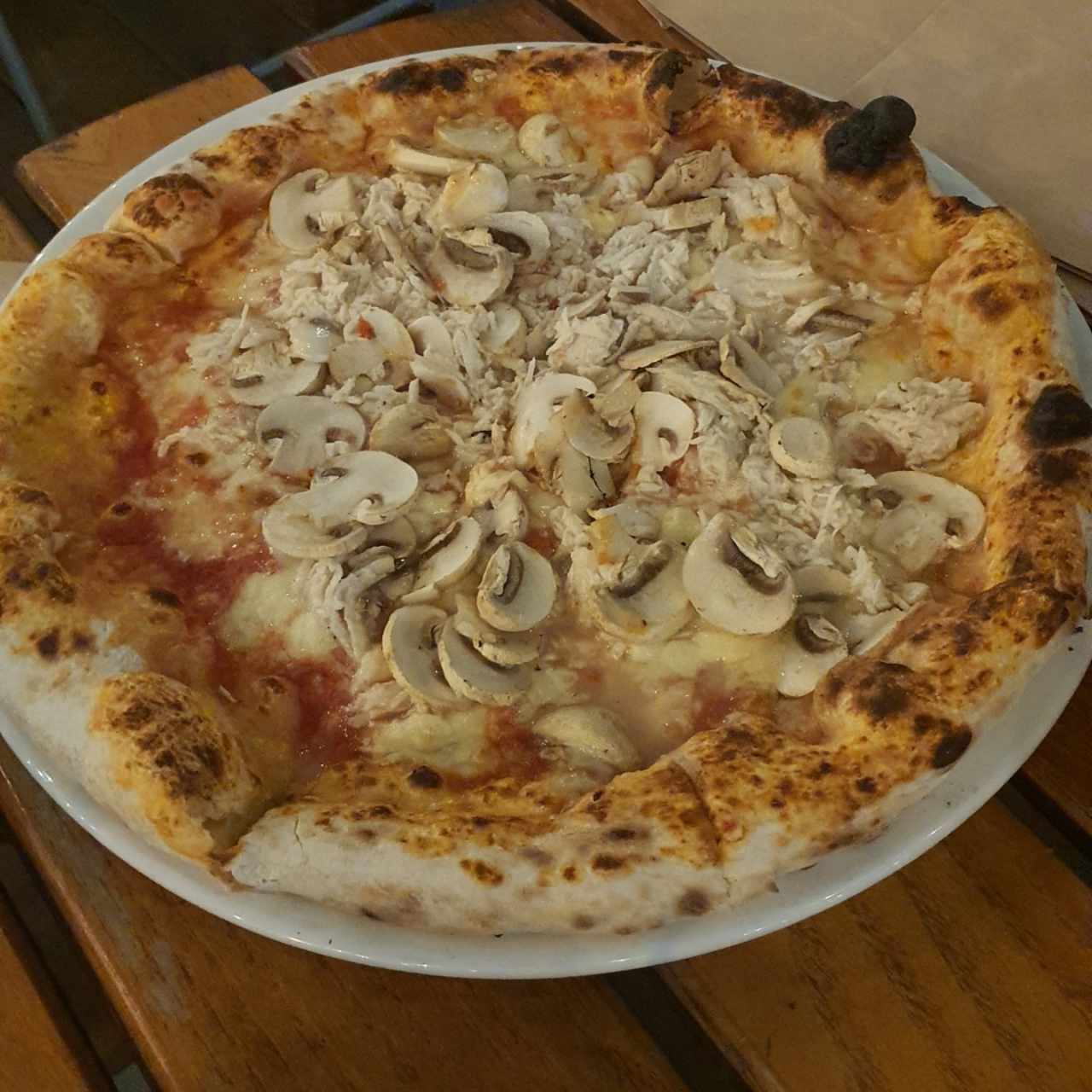 Pizza  De Pollo Con Champiñones