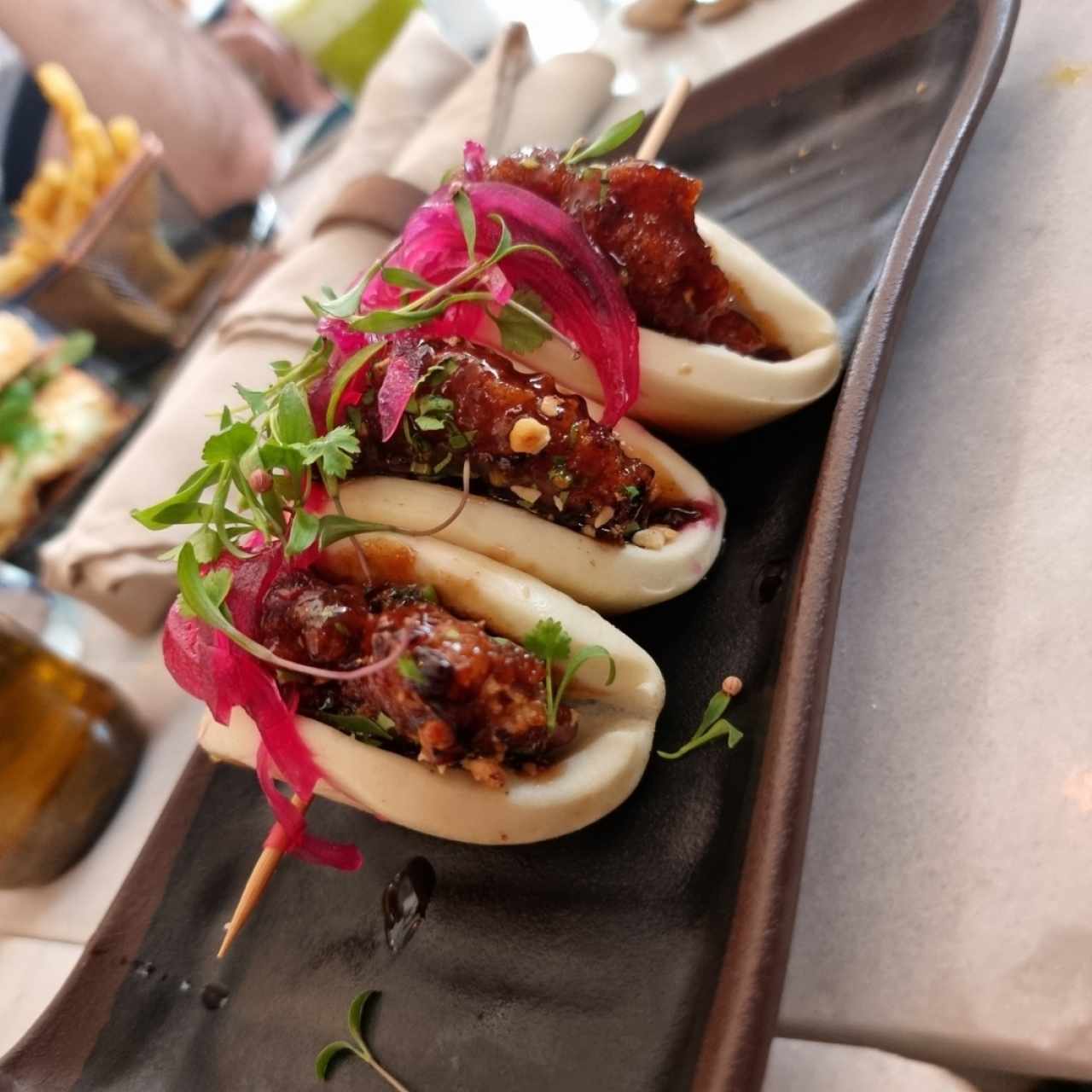 bao con pollo