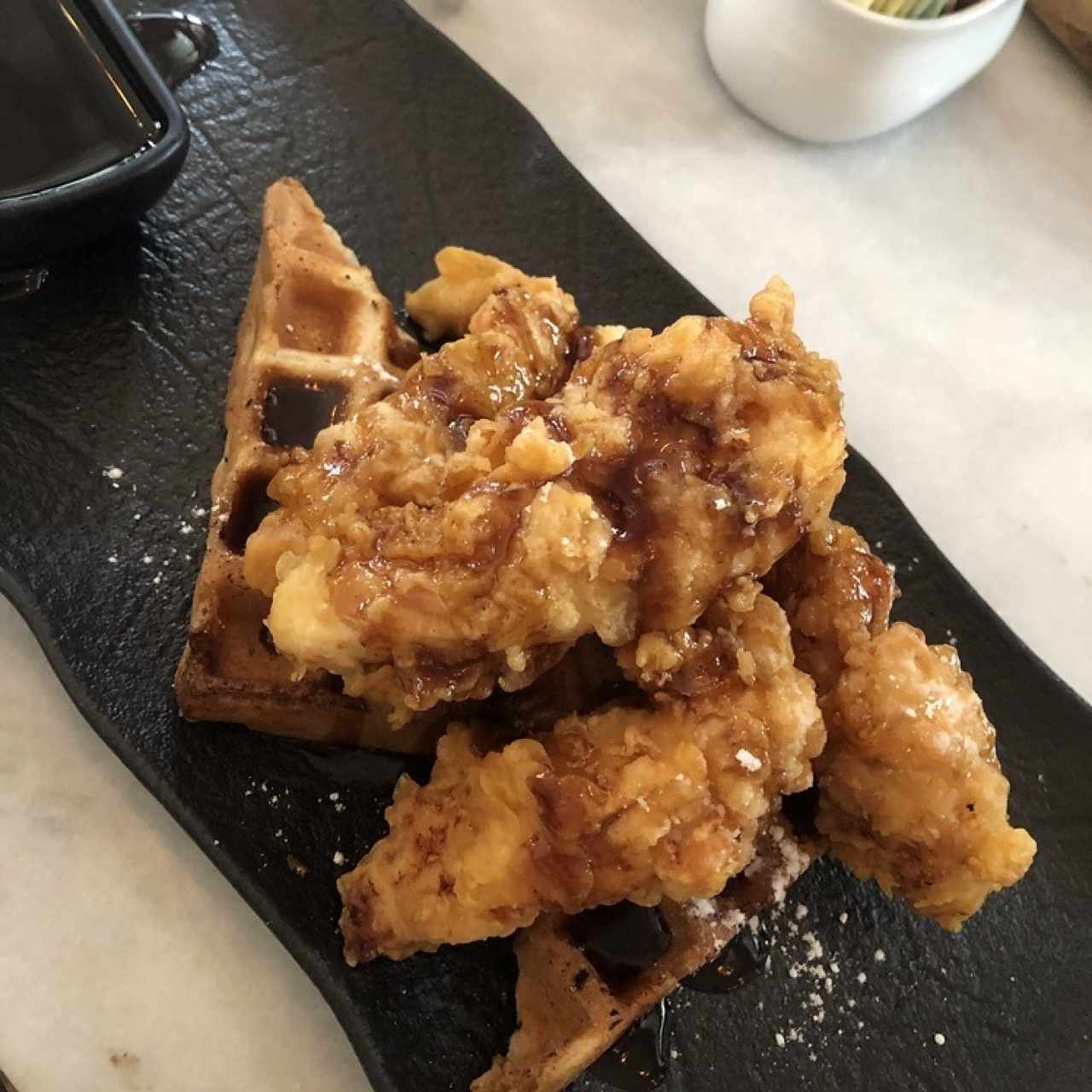 BRUNCH - Chicken y Waffles