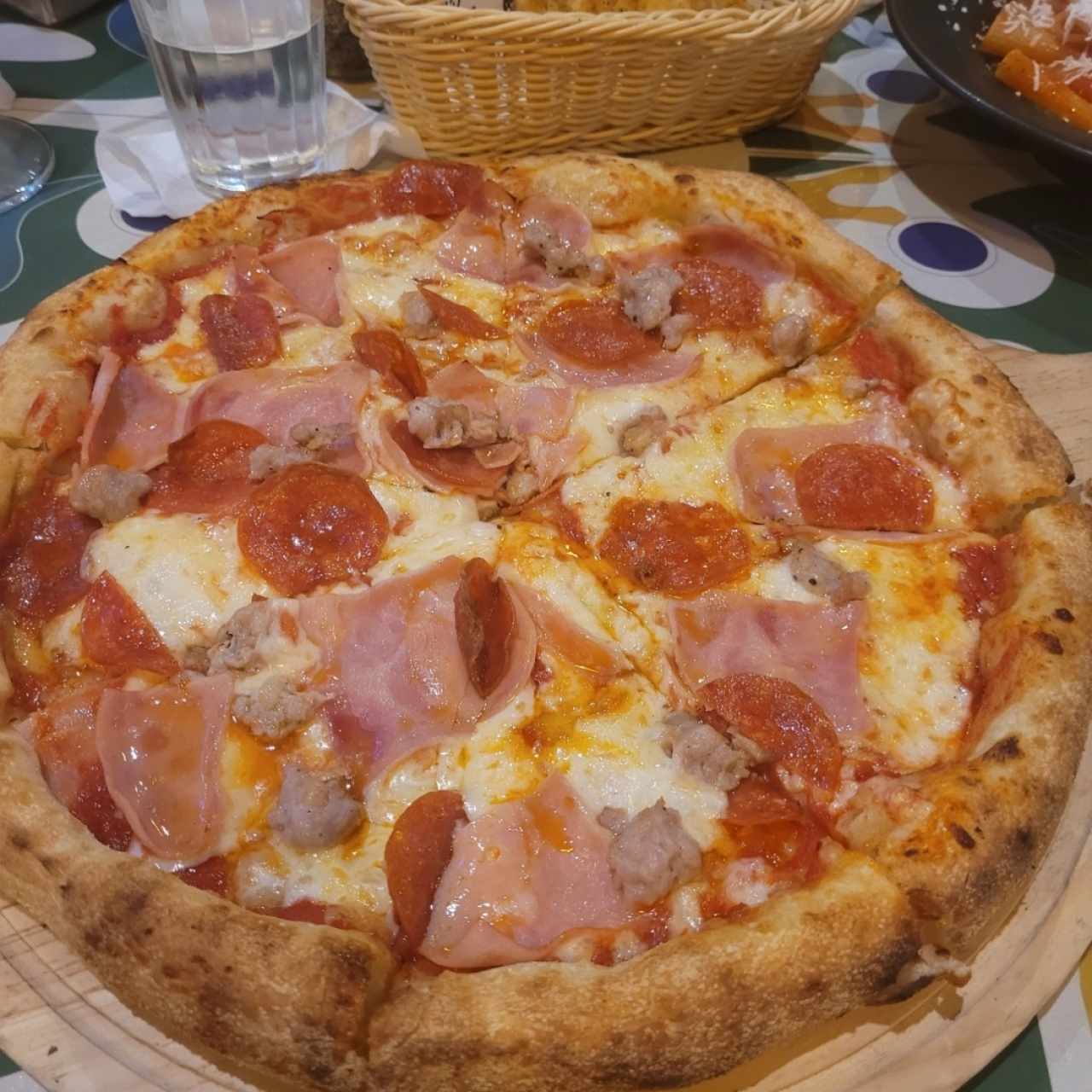 Pizzas Rojas - Carnívora