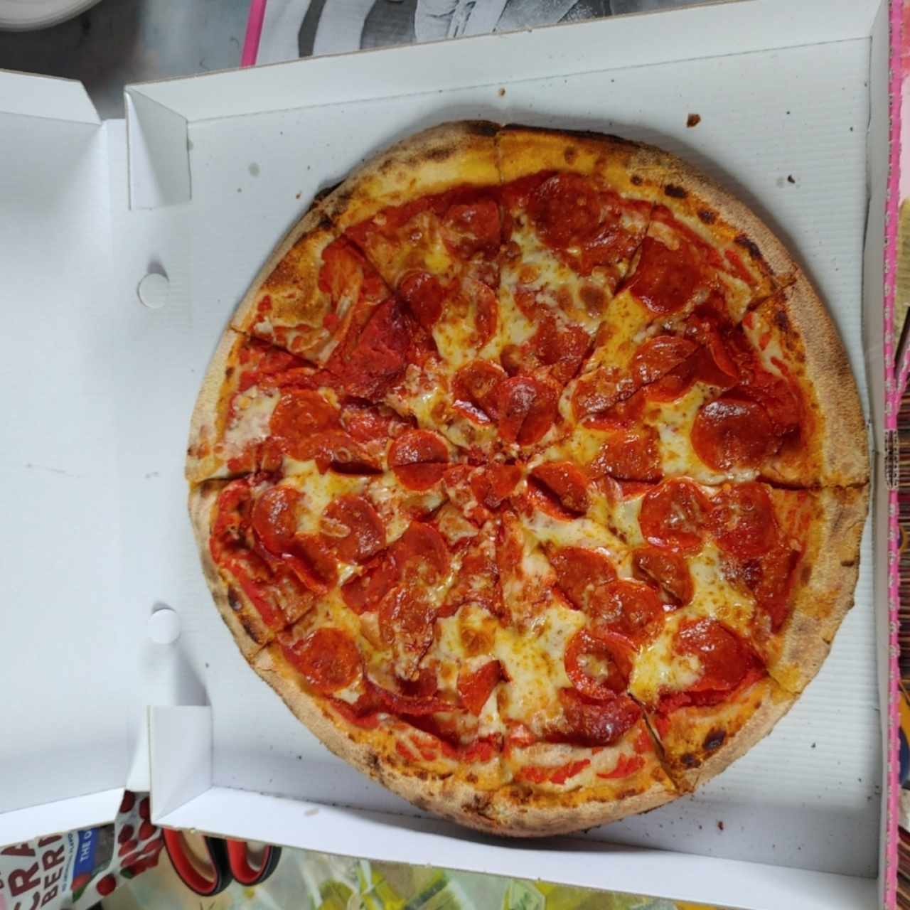 Pizzas Rojas - Etna (nuevo) con extra peperoni 16 pulgadas