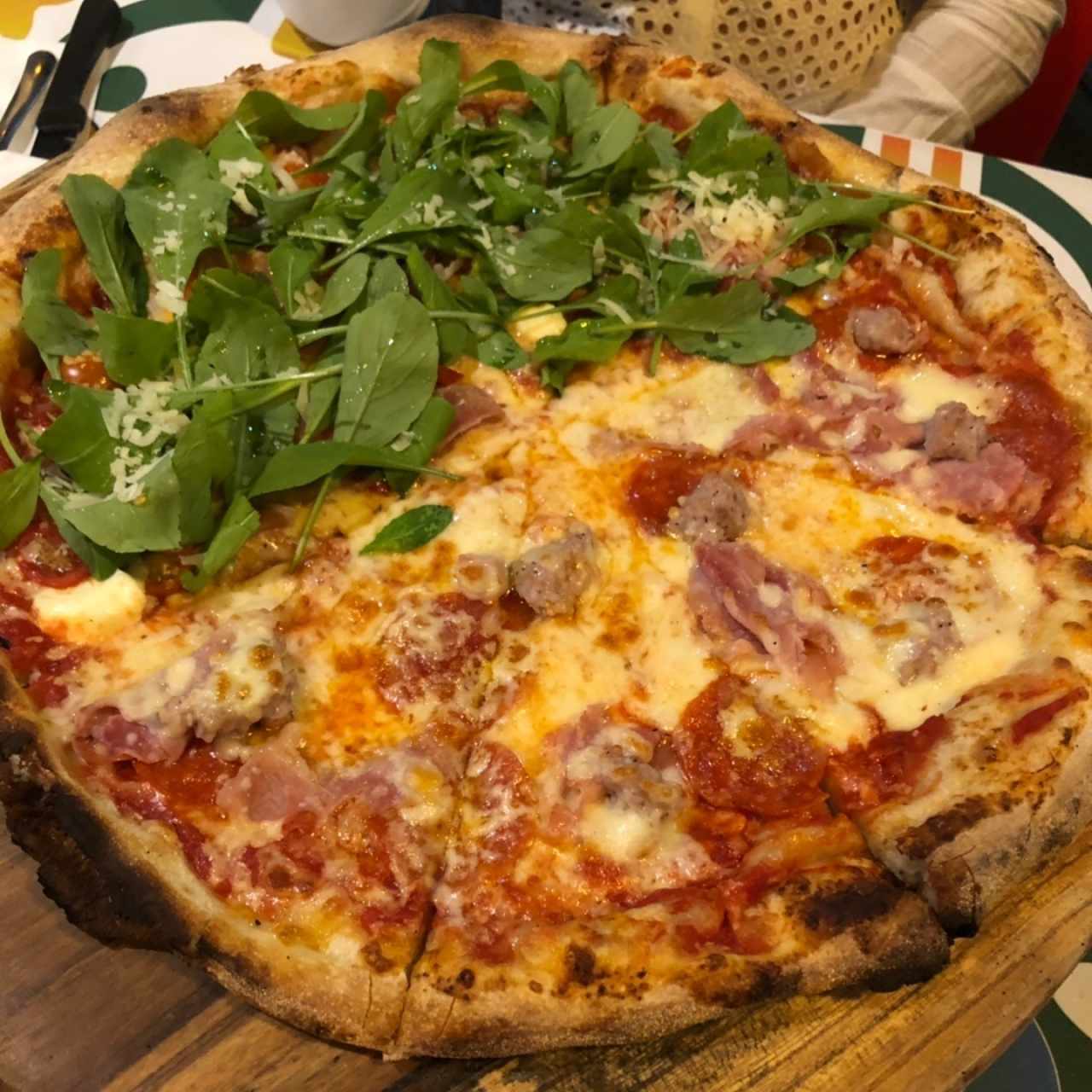 Pizzas Gourmet - Katané y carnivora 