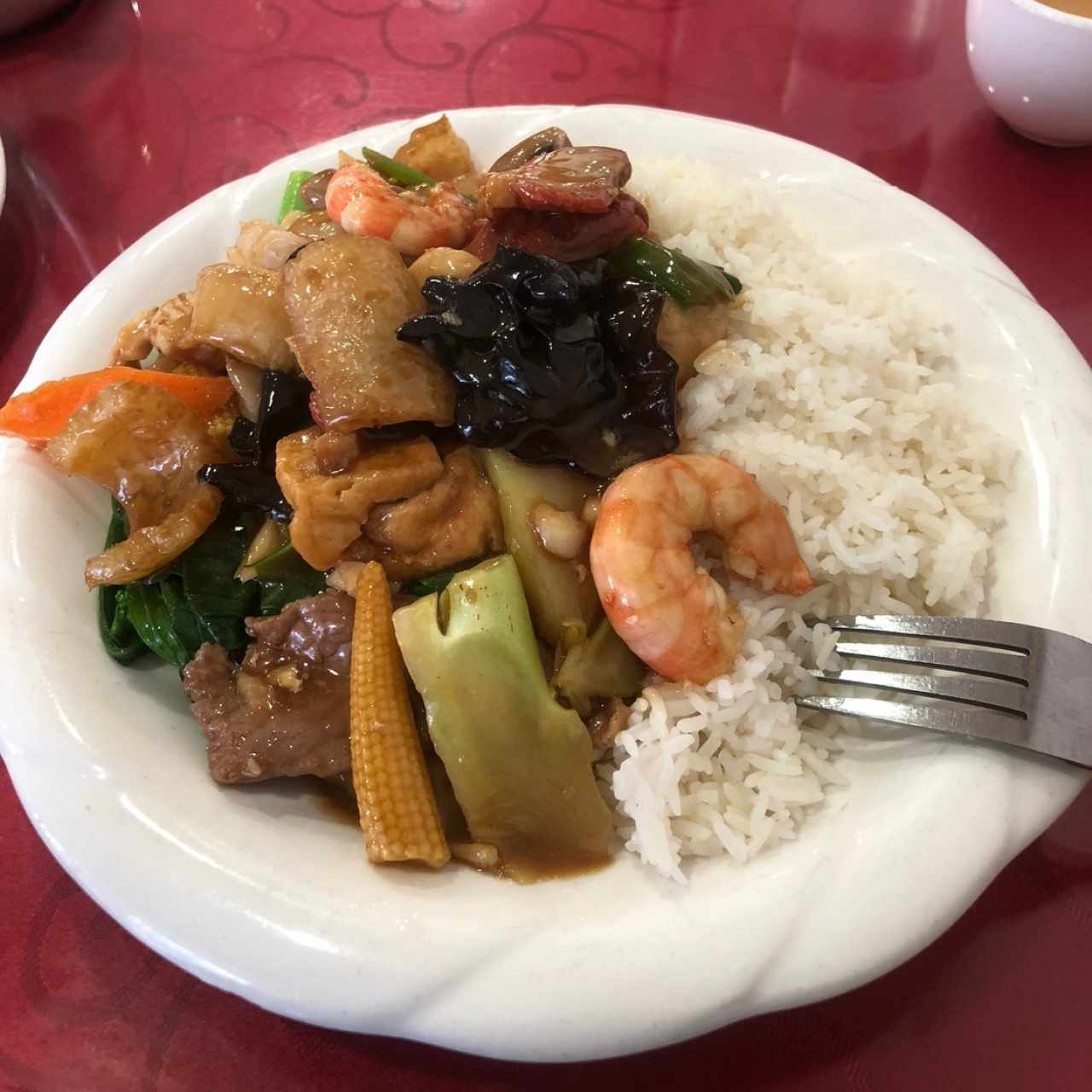 Arroz Combinacion al Estilo Chino