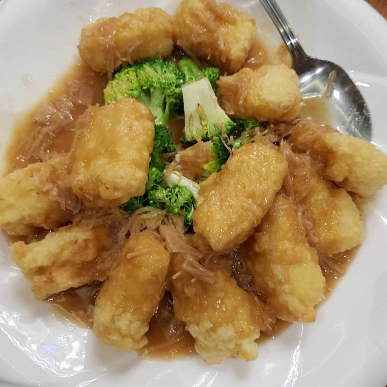brocoli con tofu