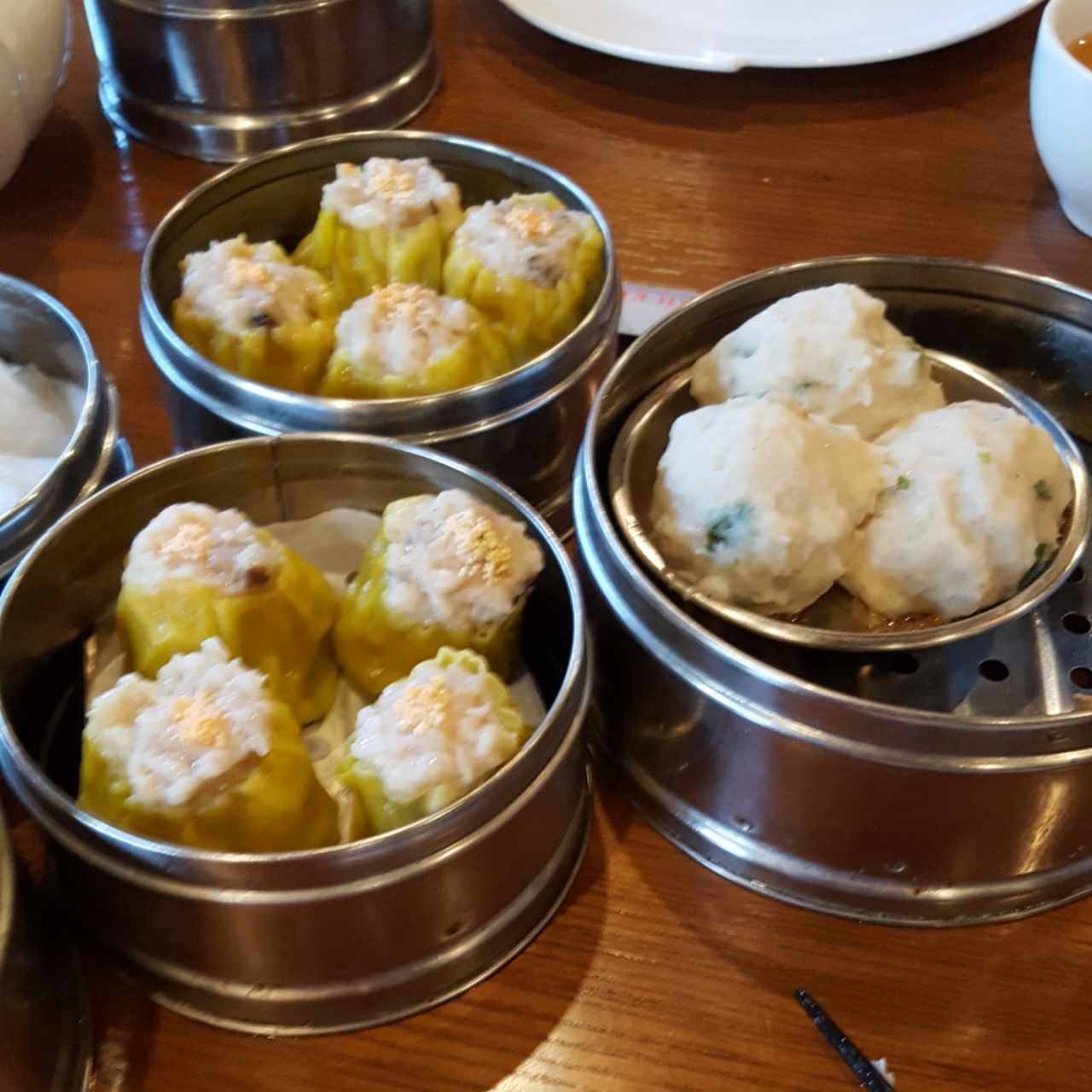 siu mai y bolitas de pescado