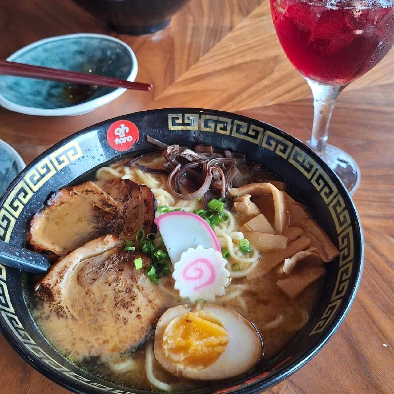 Ramen - Miso y Sangría 