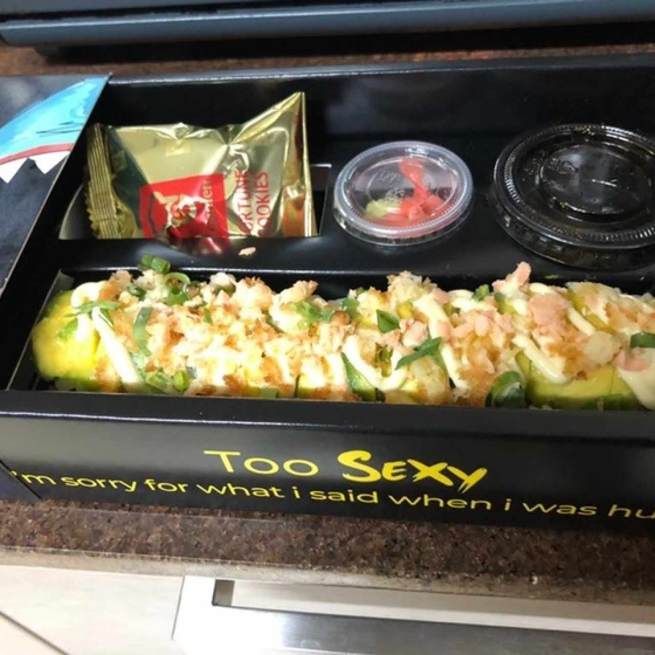 Spicy Tuna Roll (10 unidades)