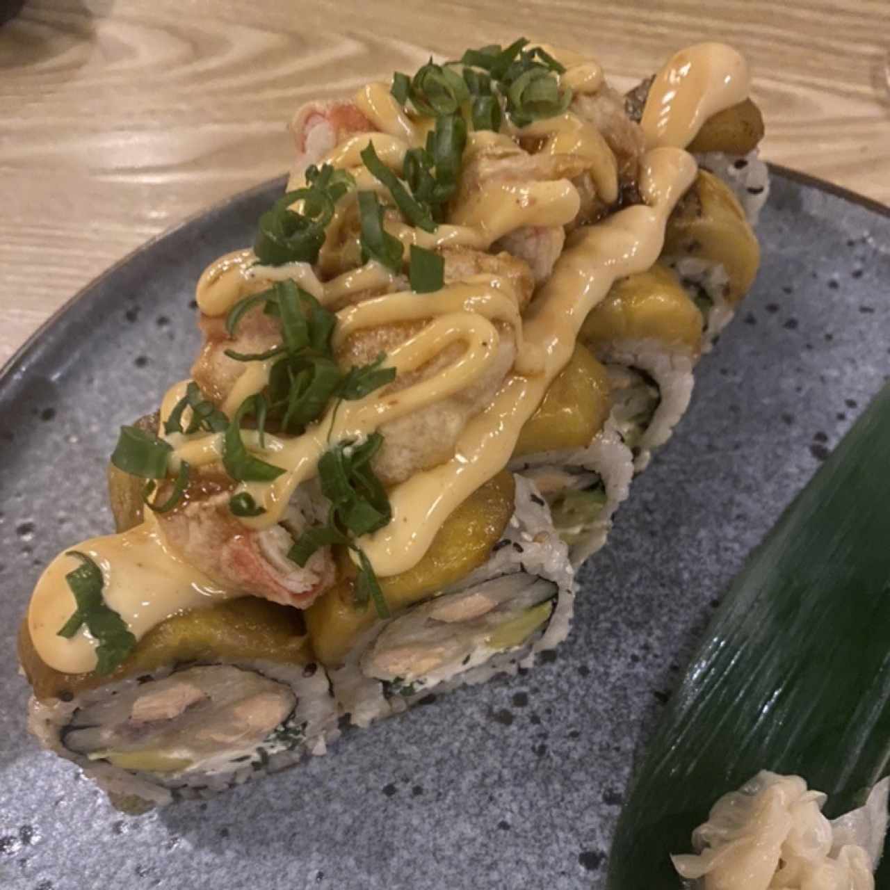 Plato Fuerte - Filipino Roll