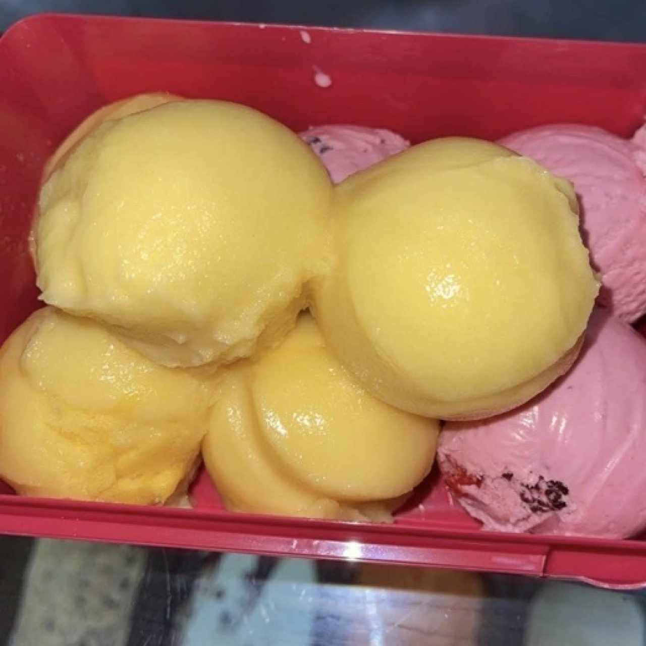 Helado de fresa con Maracuyá