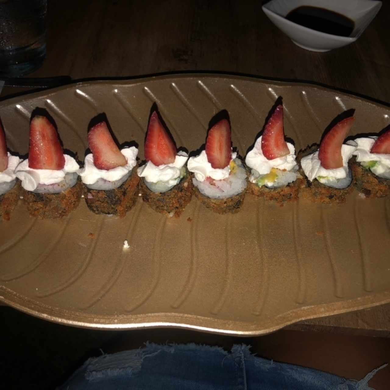 sushi con berries