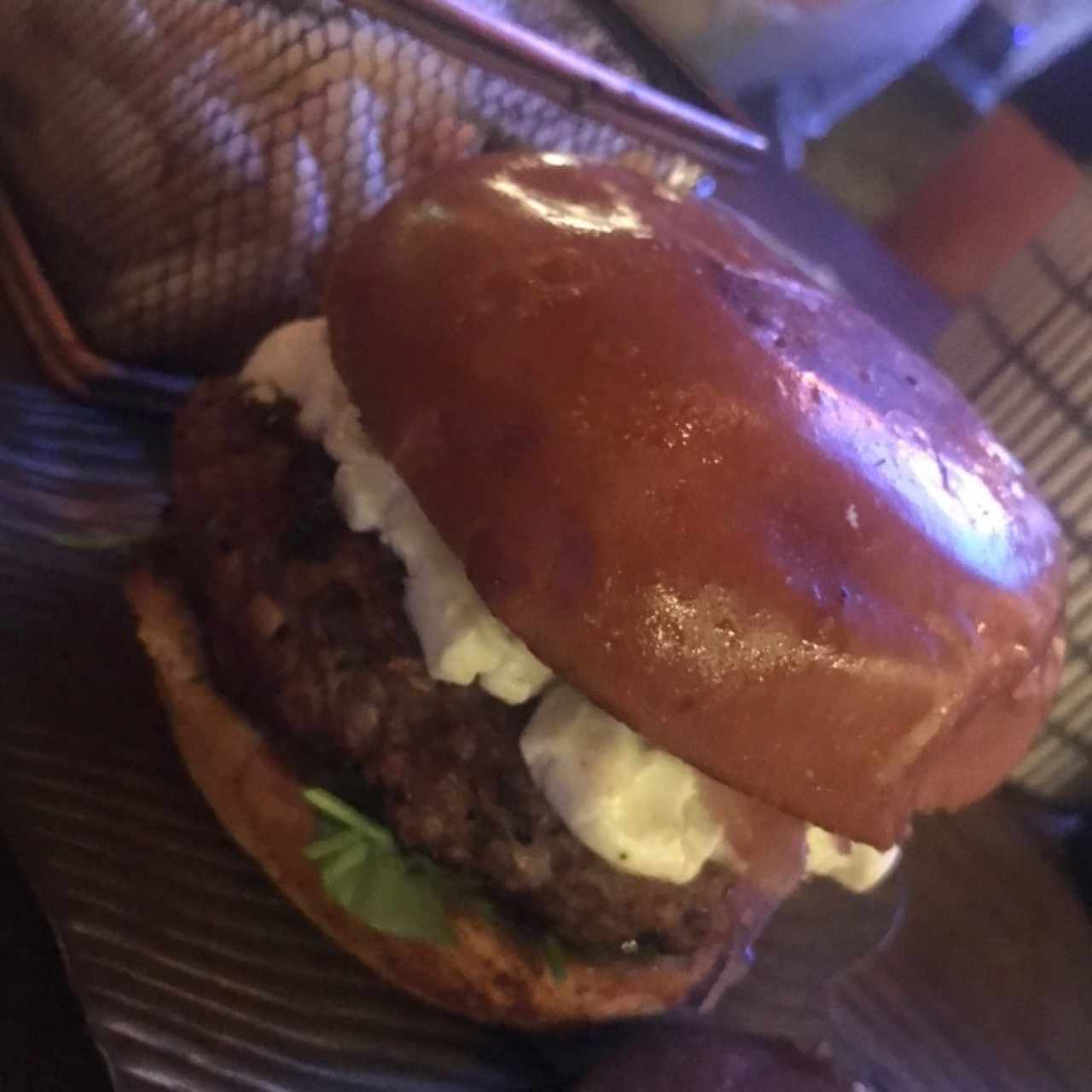 Platos Fuertes - Amazonia Burger