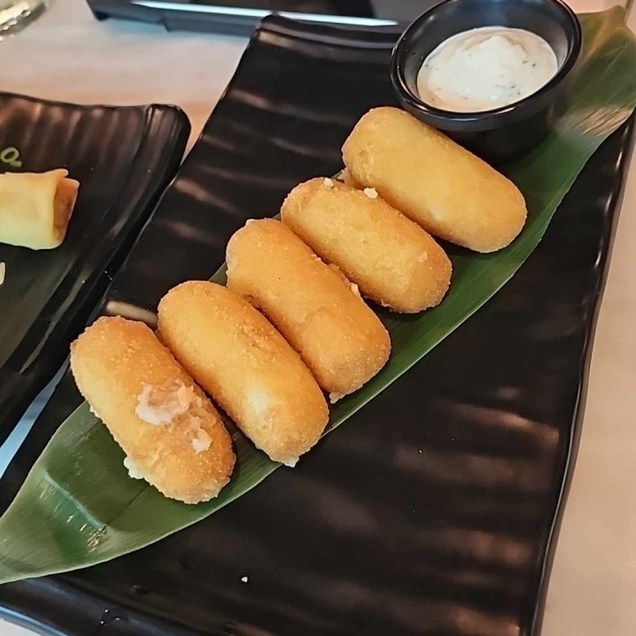 Croquetas Salmón o Cangrejo