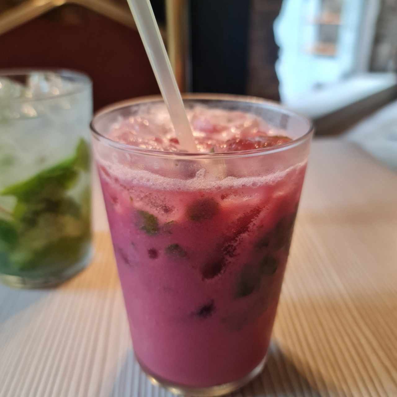 limonada con blueberry y coco