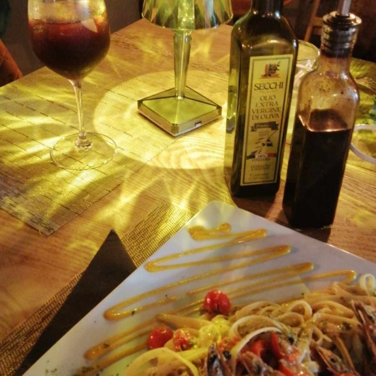 espaguetis al óleo con langostino 