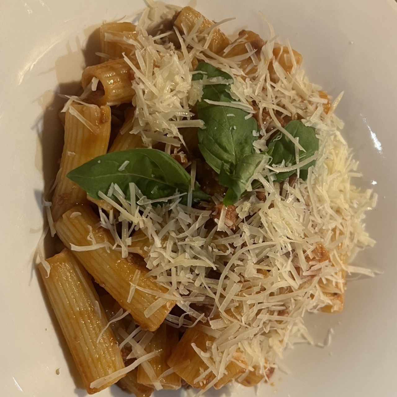 Rigatoni con Salsa Boloñesa de la Abuela Clara