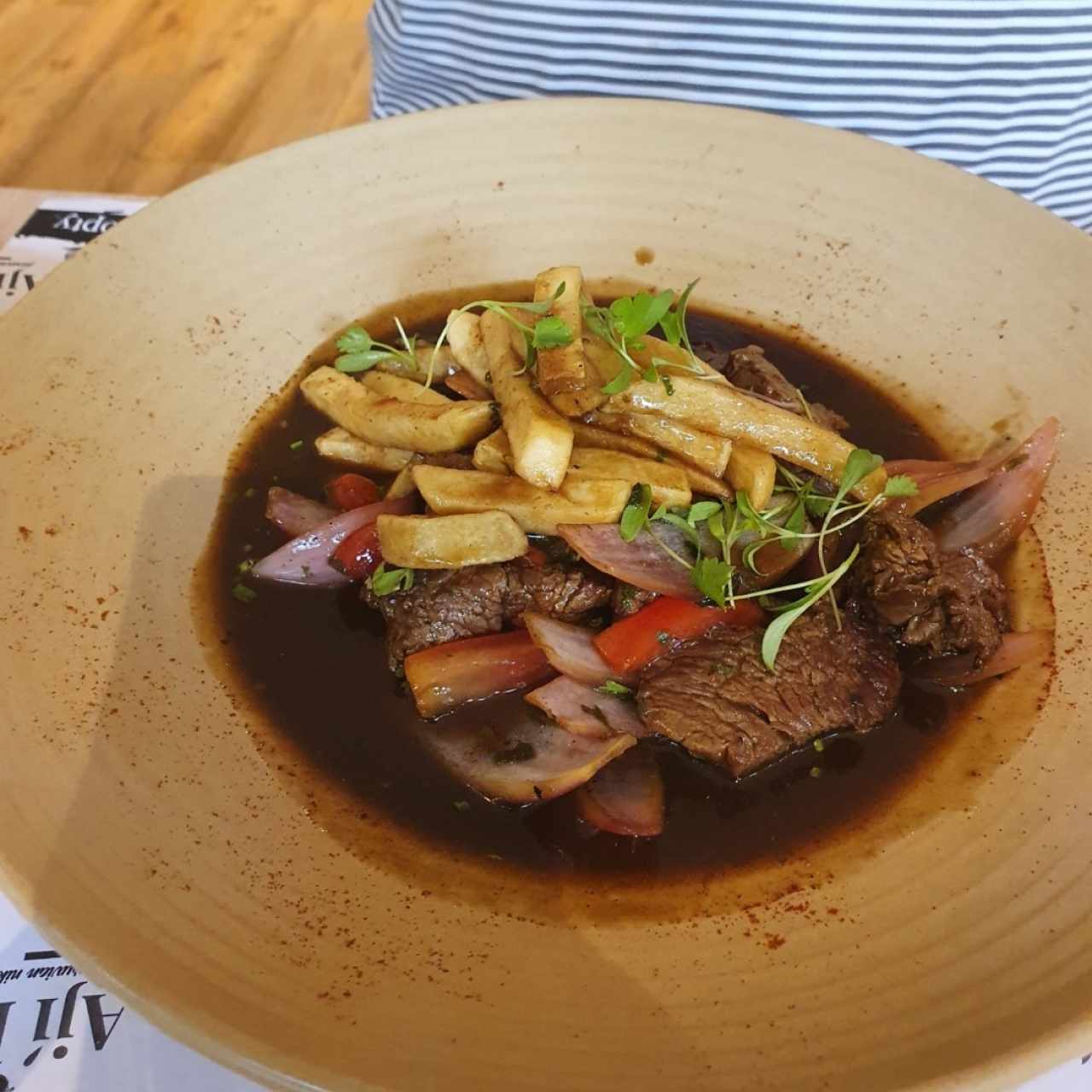 Carnes - Lomo Saltado