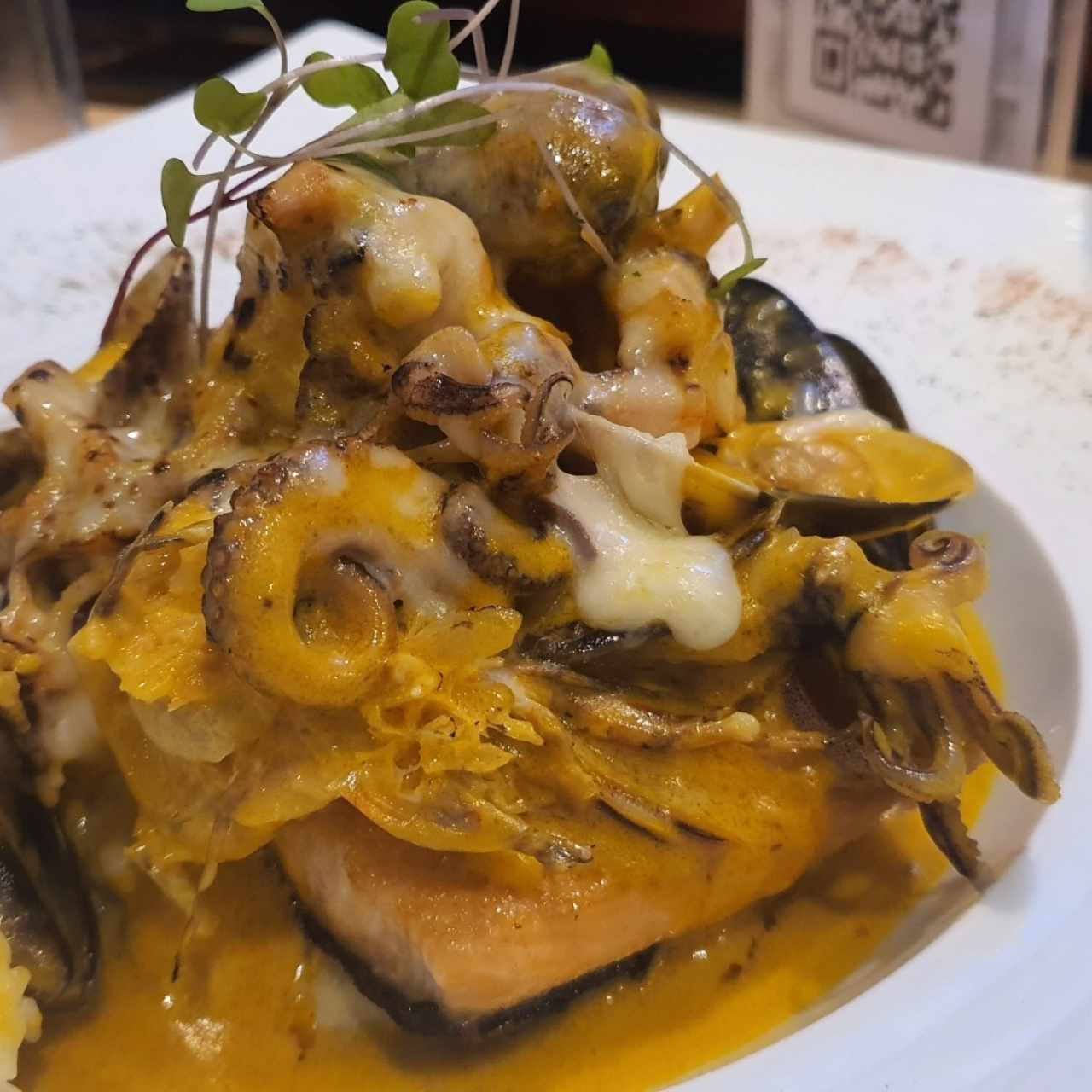 Salmón Frutos del Mar