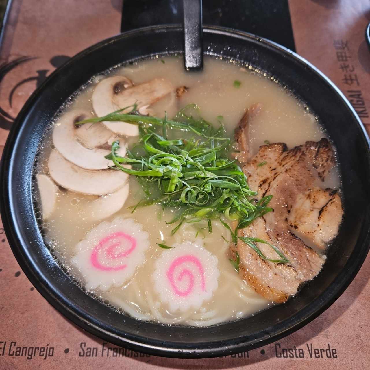 Sopas - Tsugoi Ramen