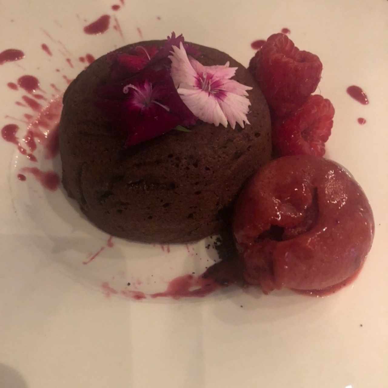 POSTRES - VOLCÁN DE CHOCOLATE