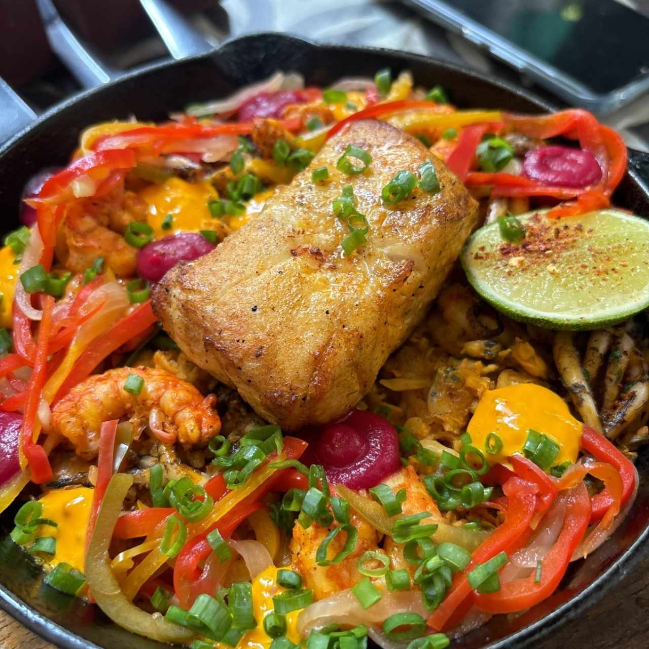 Arroz con Concolón de mariscos y Pescado