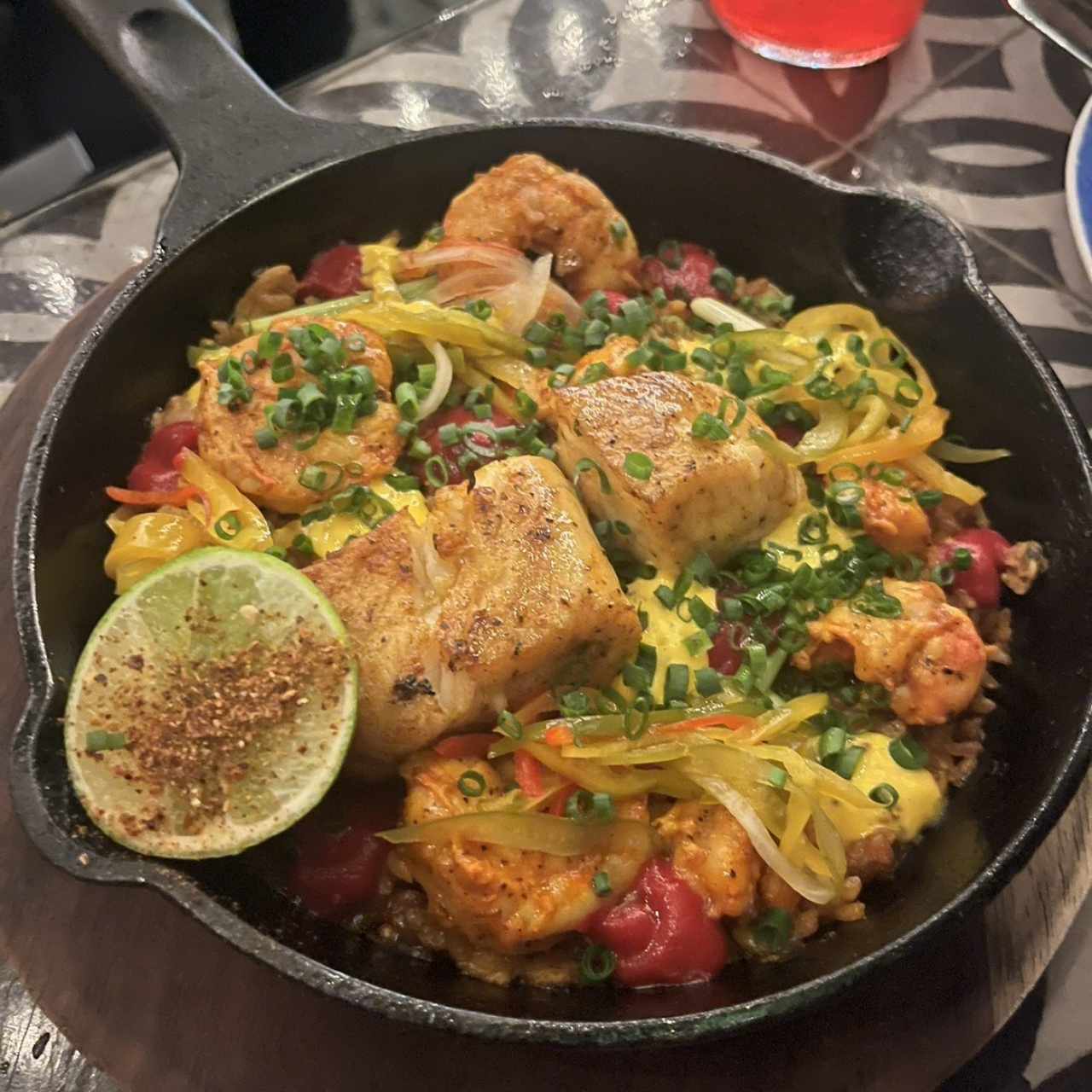 Arroz con Concolón de mariscos y Pescado