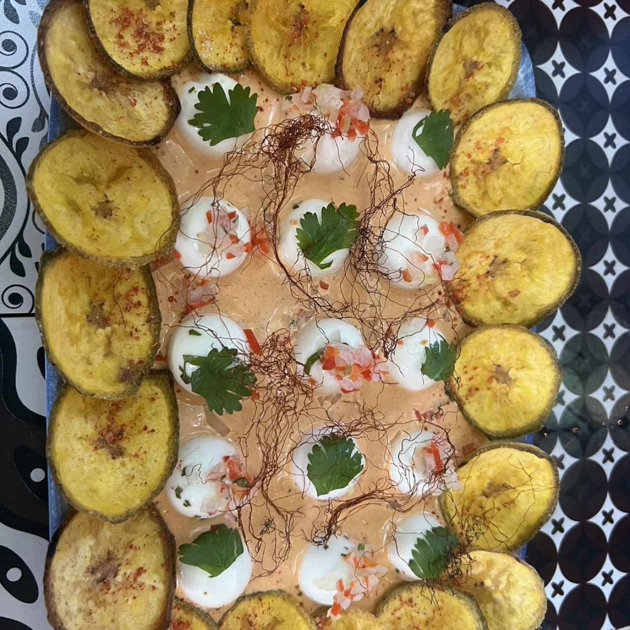 Ceviche de huevos de codorniz