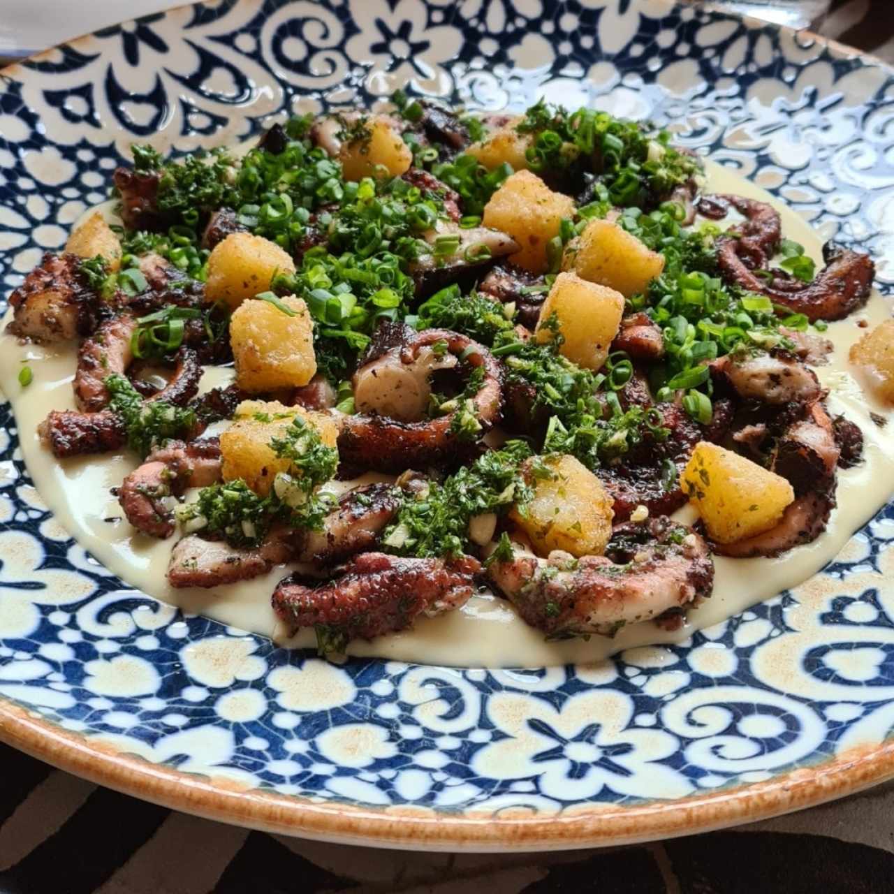 pulpo al carbón