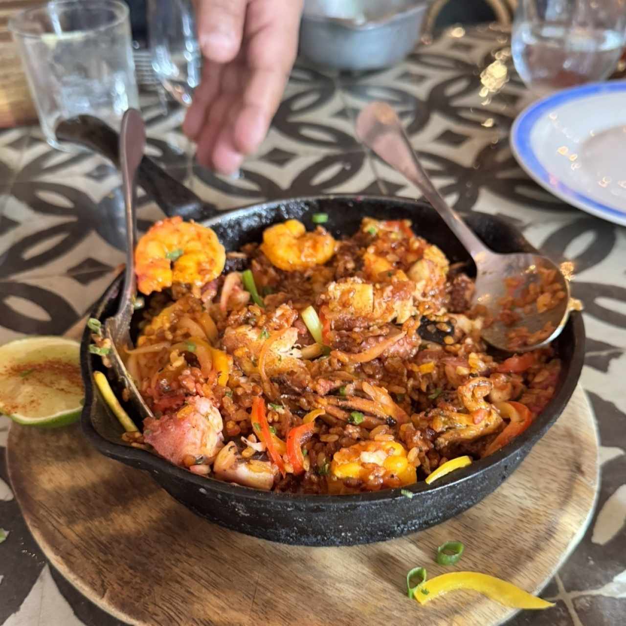 Arroz con Concolón de mariscos y Pescado