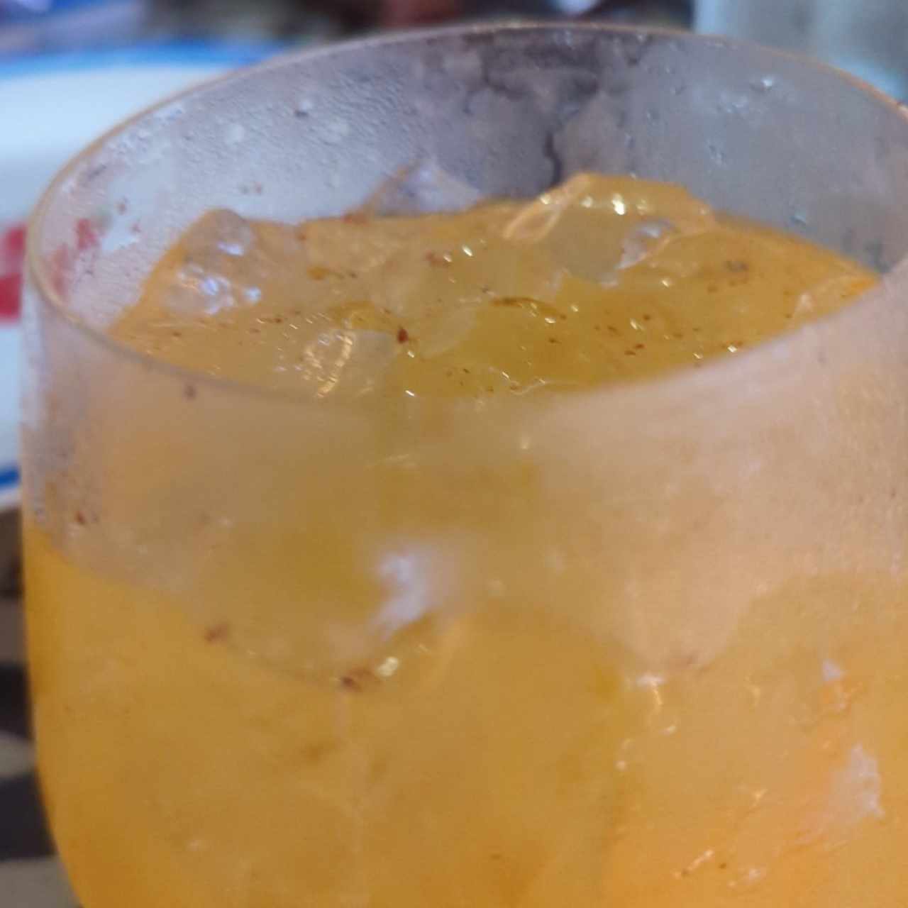 Gin toni con mandarina 