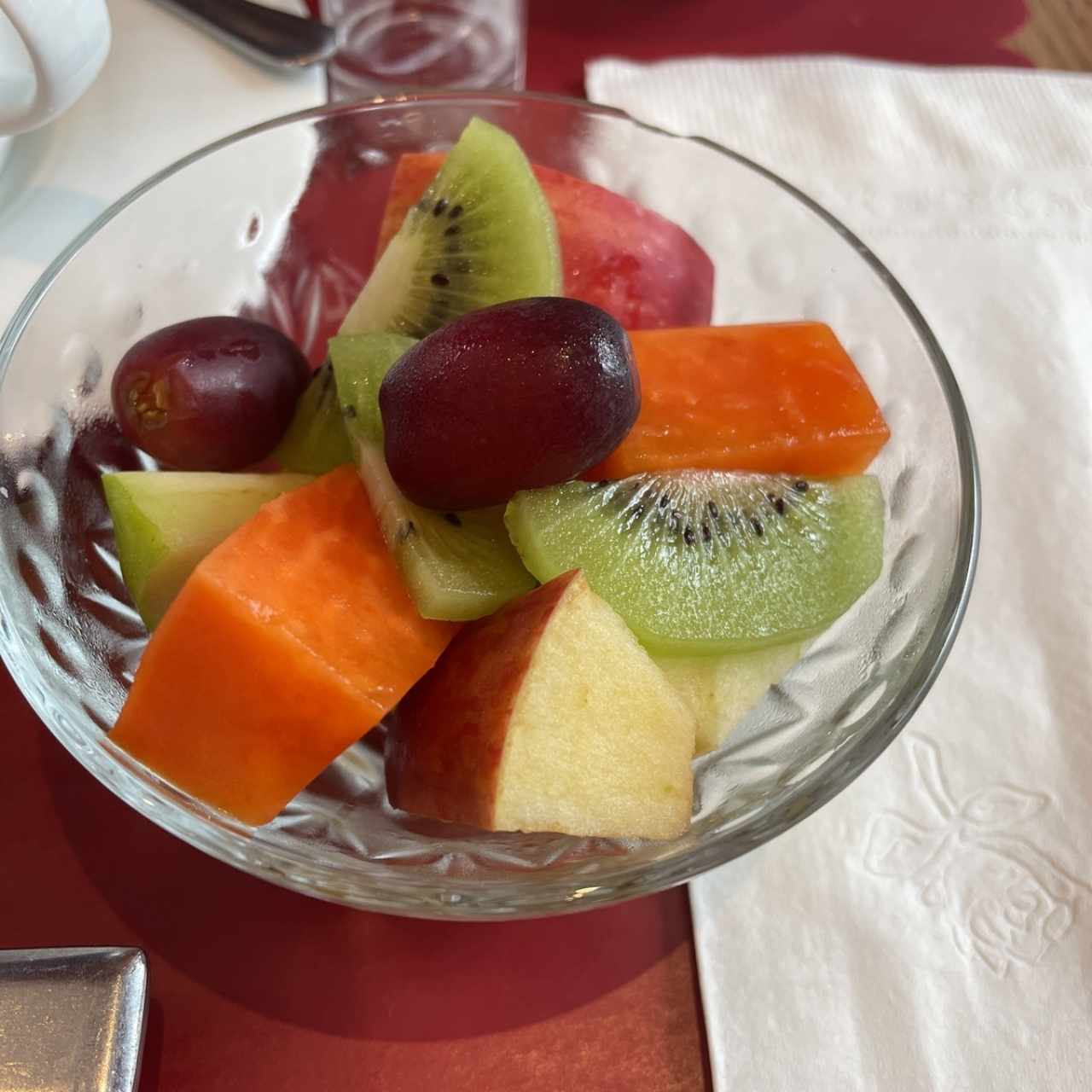 Ensafa de frutas con el desayuno 