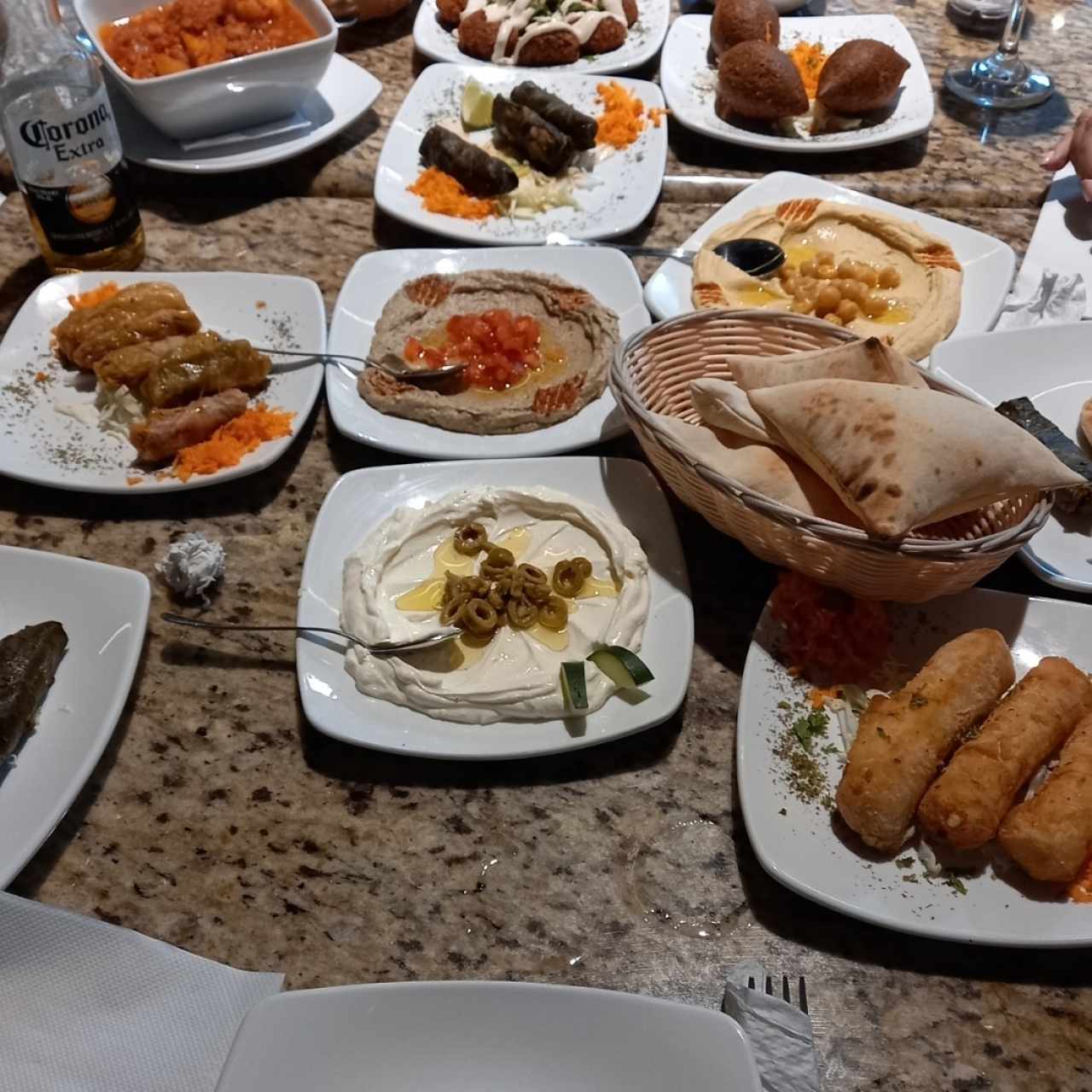 plato mixto libanes 