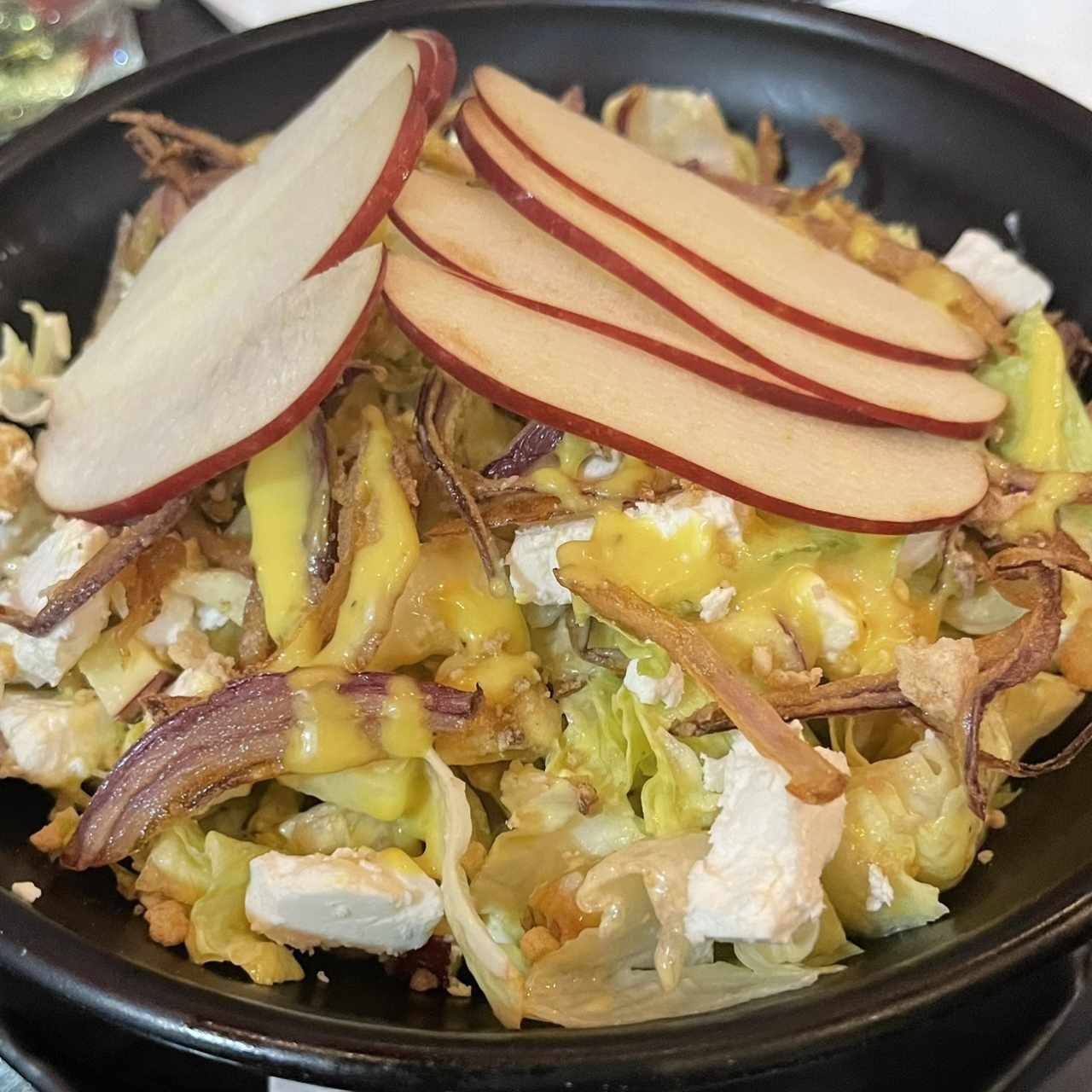 Ensalada DE QUESO DE CABRA