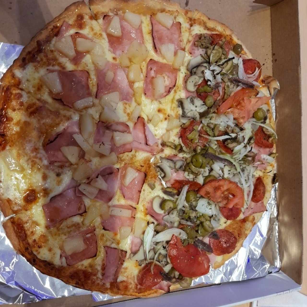 Pizza Hawaina / Atheniense